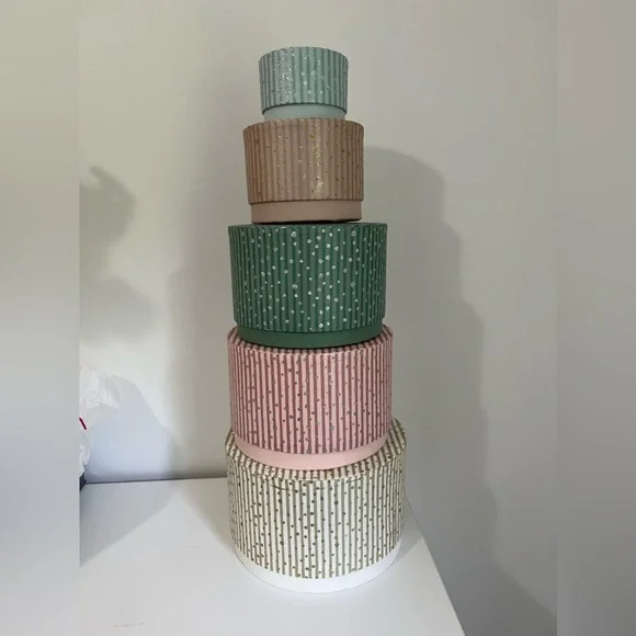 NWT 5- nesting stackable hat boxes decorative storage closet Christmas Decor - Picture 3 of 7